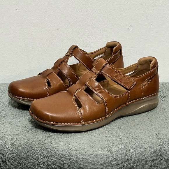 Clarks Unstructured Leather Appley Strap Sandals Womens Size 9 Brown - Picture 2 of 12